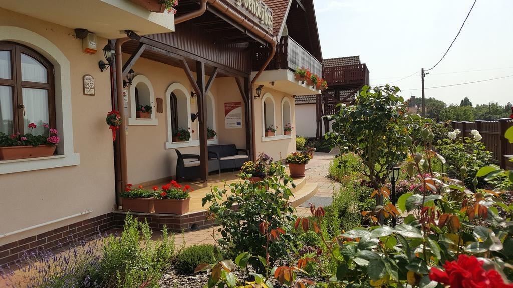 فندق Sovirag Vendeghaz Hortobágy المظهر الخارجي الصورة